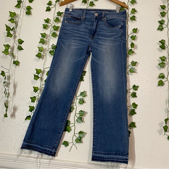 American Eagle Outfitters Denim - American Eagle Super Stretch Size 6